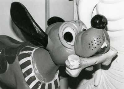 Frankreich Merry Go Round Jahrmarkt Fahrt Detail Pluto Hund altes Foto 1960