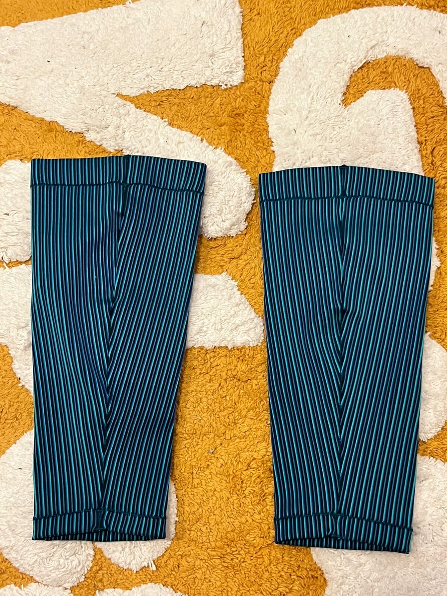 Nike Pro Elite 2022 Blue Team Running Calf Sleeves Warmers
