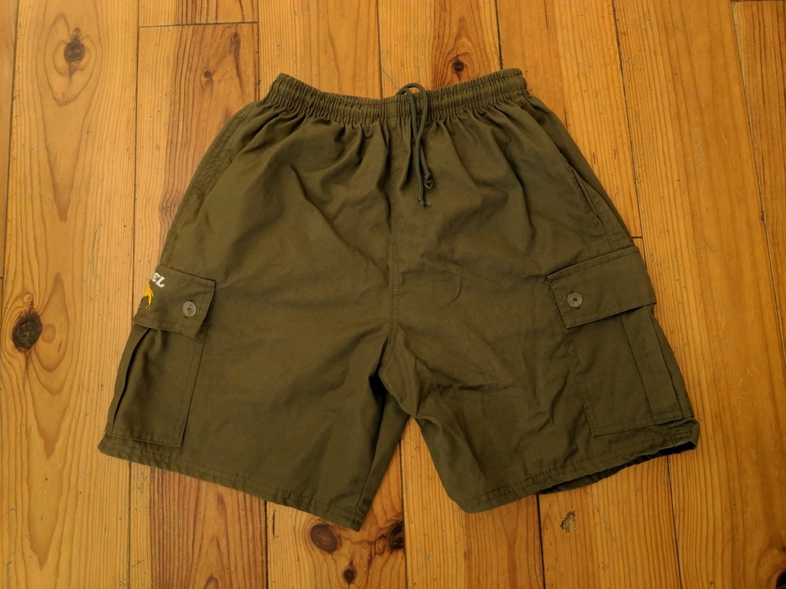 VINTAGE CAMEL MENS GREEN KHAKI OUTDOOR CARGO WALKING HIKING SHORTS VGC SIZE M