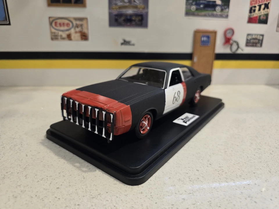 2 Fast 2 Furious 1:24 Scale Diecast Car Roman Pierce's Demolition Derby Car. - Image 4 of 4