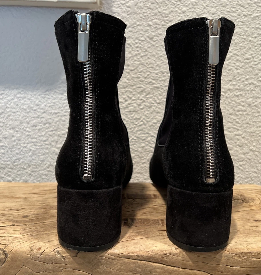 Taryn Rose Black Suede Ankle Boots With Back Zippers & Block Heels Size 7 - Image 4 of 4
