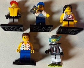 LEGO CITY 4644 Marina Retired Set/Beach/Surfing/Scuba Diver/Windsurf