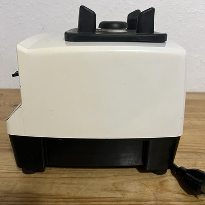 Vitamix Super 5200 VM0103 Nutrition Center Blender - White for