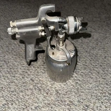 VINTAGE  AMPRO HAND HELD AIR PAINT GUN SPRAYER