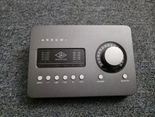 Universal Audio Arrow Thunderbolt 3 Solo Core UAD 2 Audio Interface Gray