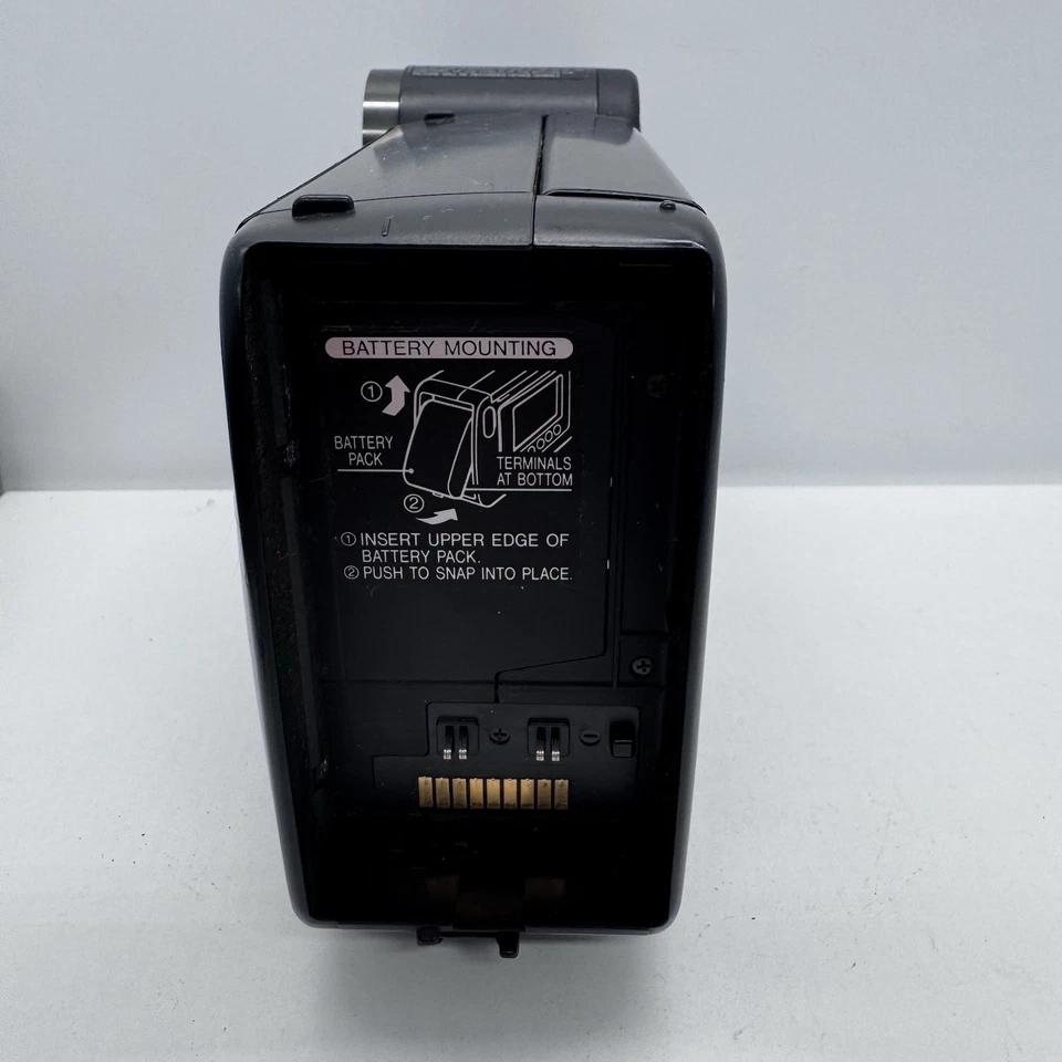 Sharp VL-E30 Viewcam 8mm Camcorder Video **FAULTY - PARTS/REPAIR ** - Image 2 of 4