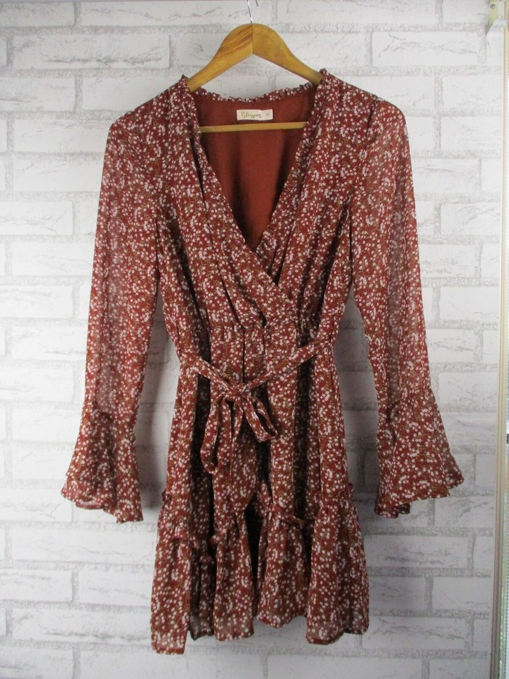 Blossom womens a-line dress brown floral print 10 v-neck long flared sleeves