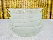 Set of 5 Vintage Textured Clear Glass Salad Fruit Bowl Scalloped Tulip Edge 