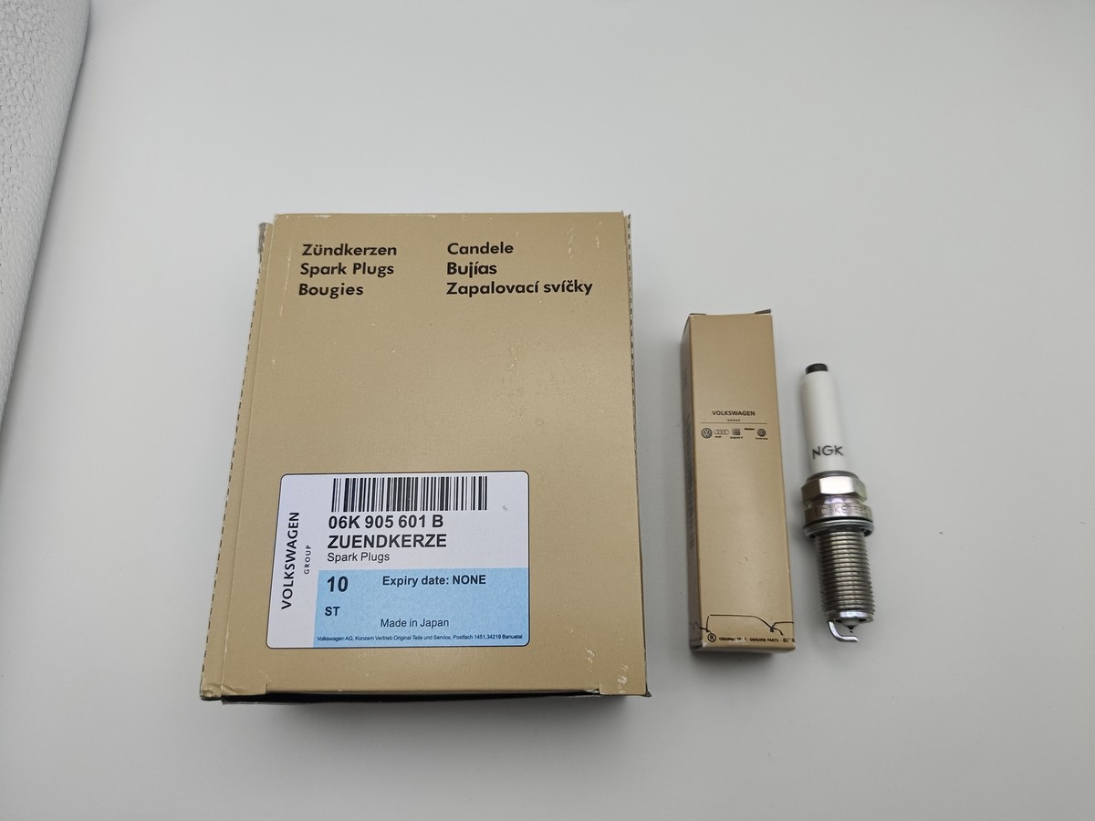 For VW Volkswagen 2015-2019 Golf R & GTI Spark Plugs Set Of