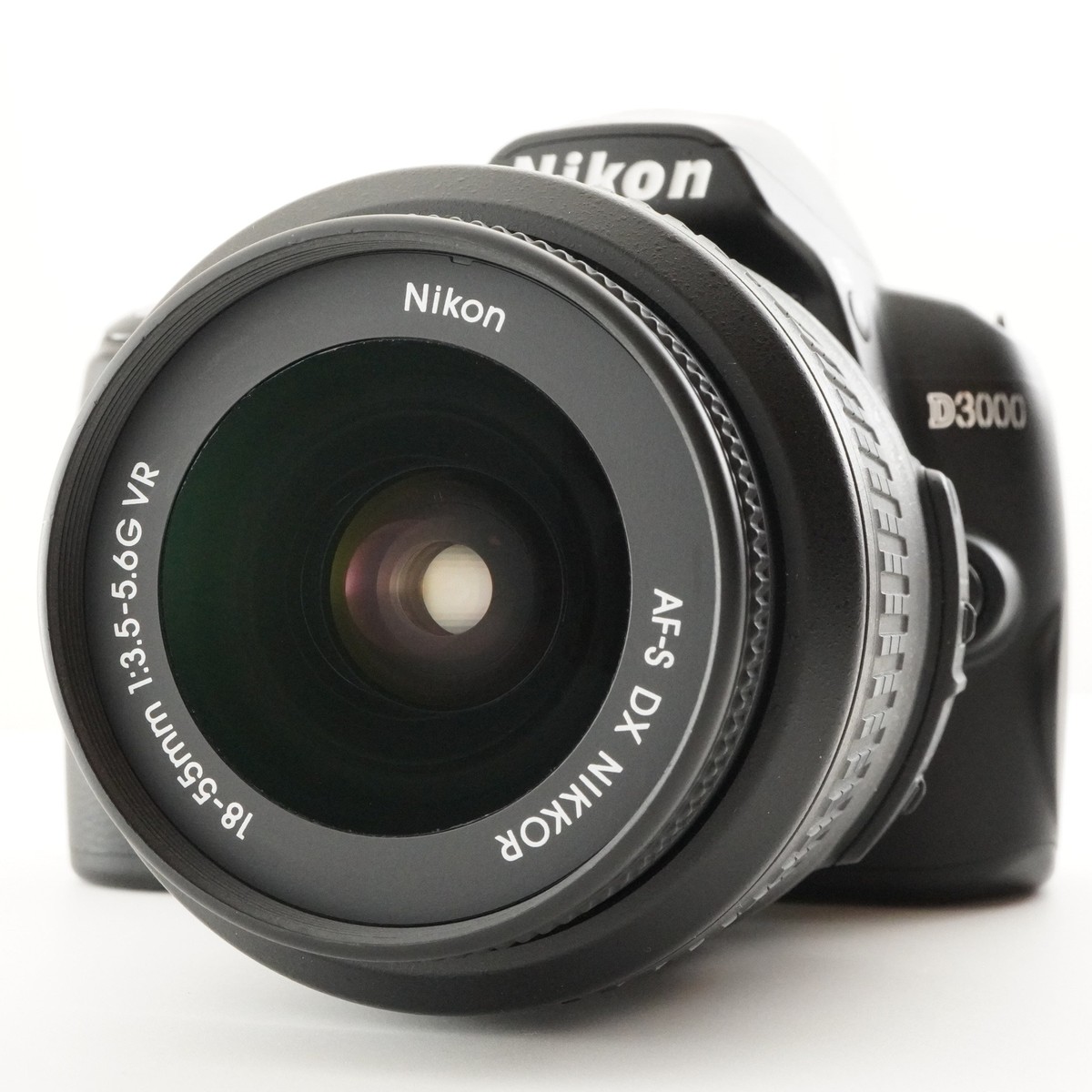 1,218 Shots] Nikon D3000 In Box + AF-S 18-55mm F3.5-5.6 G VR
