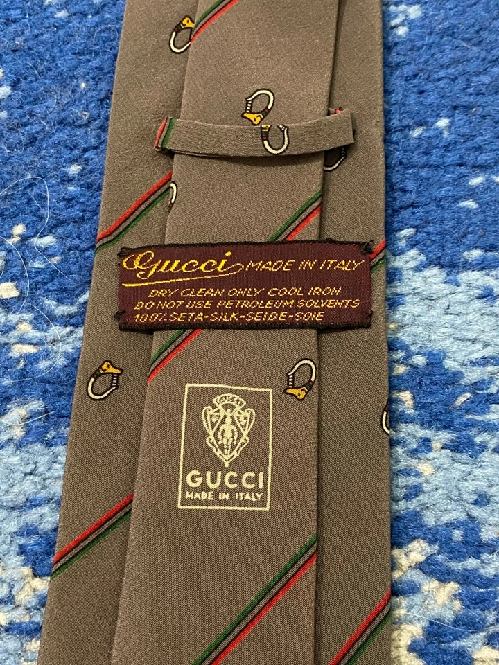 Vintage Gucci Gray Red Green Black Bias Stripes Logo Equestrian Necktie Italy - Image 4 of 4
