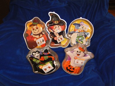 NEW VINTAGE WILTON HALLOWEEN CAKE PANS, YOU PICK