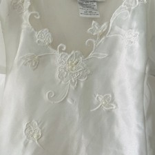 Seductive Wear by Cinema Etoile Size Medium White Satin Beaded Lingerie Nightie