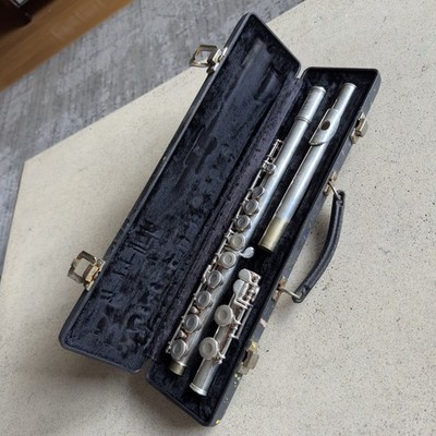 Gemeinhardt 22SP Student Flute With Case