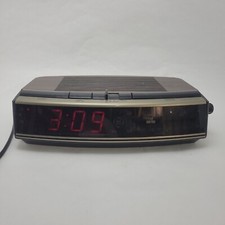 GE General Electric 7-4619A Vintage AM/FM Alarm Clock Radio Faux Woodgrain Works