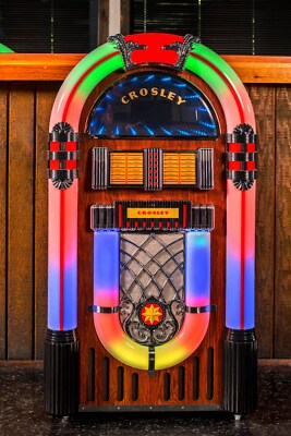 Crosley Digital LED Jukebox with Bluetooth - Color Changing Cd am