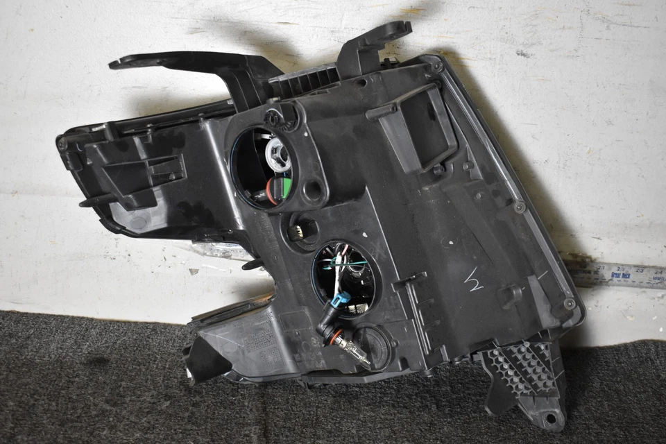 2015-2017 Chevrolet Tahoe Suburban Left Driver Head lamp Headlight OEM - Image 3 of 3