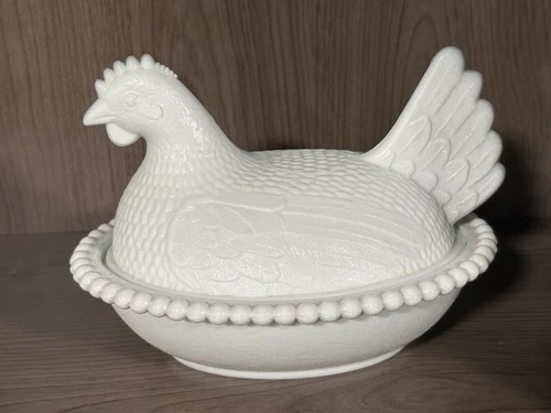 Vintage Large Indiana Glass Hen On Nest Milk Glass Chicken Covered Candy Dish