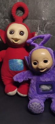 90er 2x Teletubbies Plüsch Figuren Tinky Winky mit Knister & Klappaugen Vintage