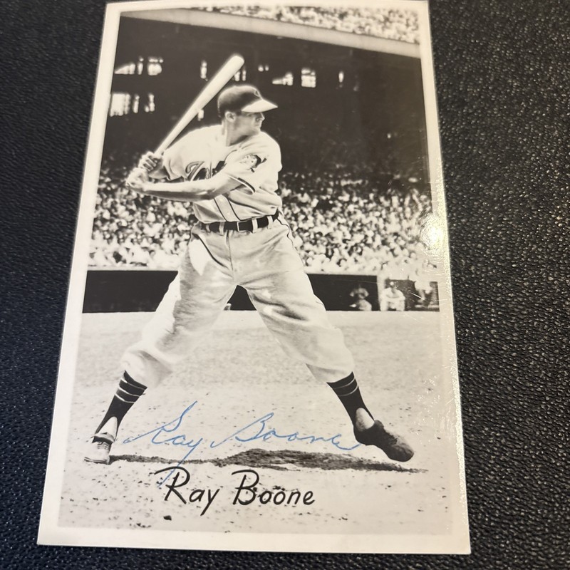 1950’s BASEBALL~SIGNED RAY BOONE GLOSSY RPPC CLEVELAND UN INSCRIBED POSTCARD