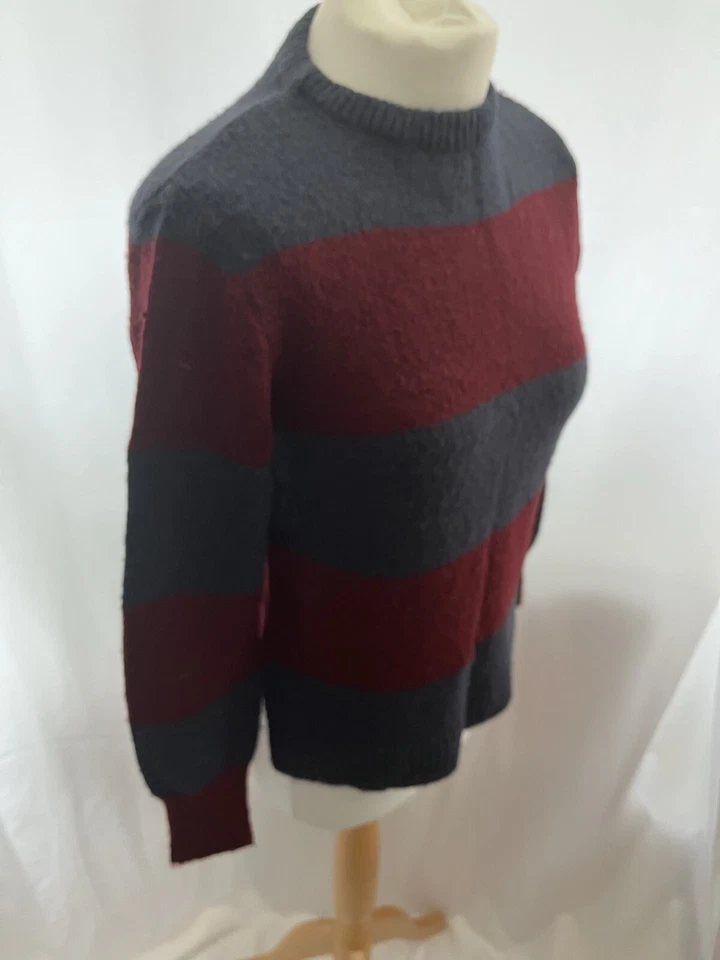 Camiseta Atmosphere cinza listrada vermelha malha tamanho 10 - Imagem 3 de 4