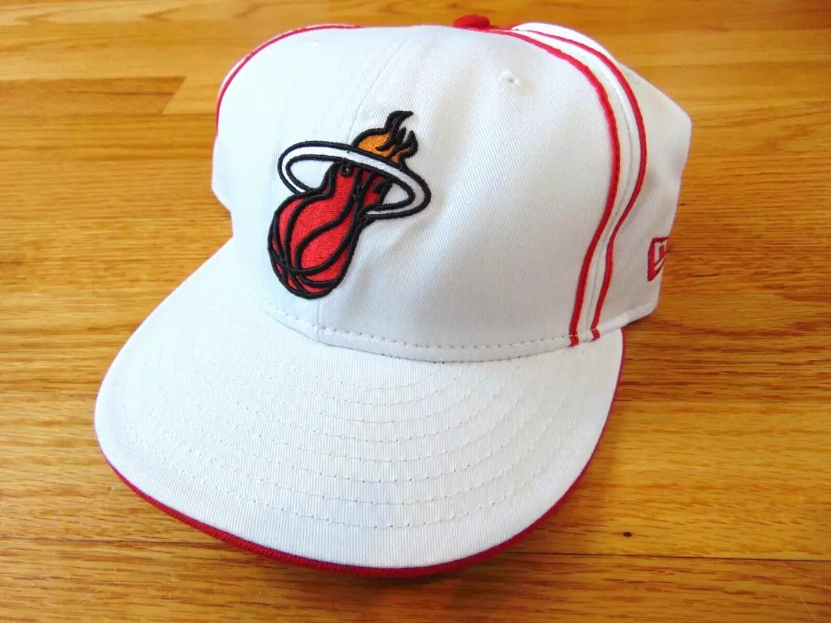 NEW VINTAGE NEW ERA NBA MIAMI HEAT WHITE FITTED HAT SIZE 7 1/2