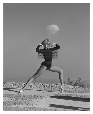 #ad BALLERINA MODEL INFRONT OF NULEAR ATOMIC BOMB MUSHROOM CLOUD TEST 8X10 PHOTO $9.96
