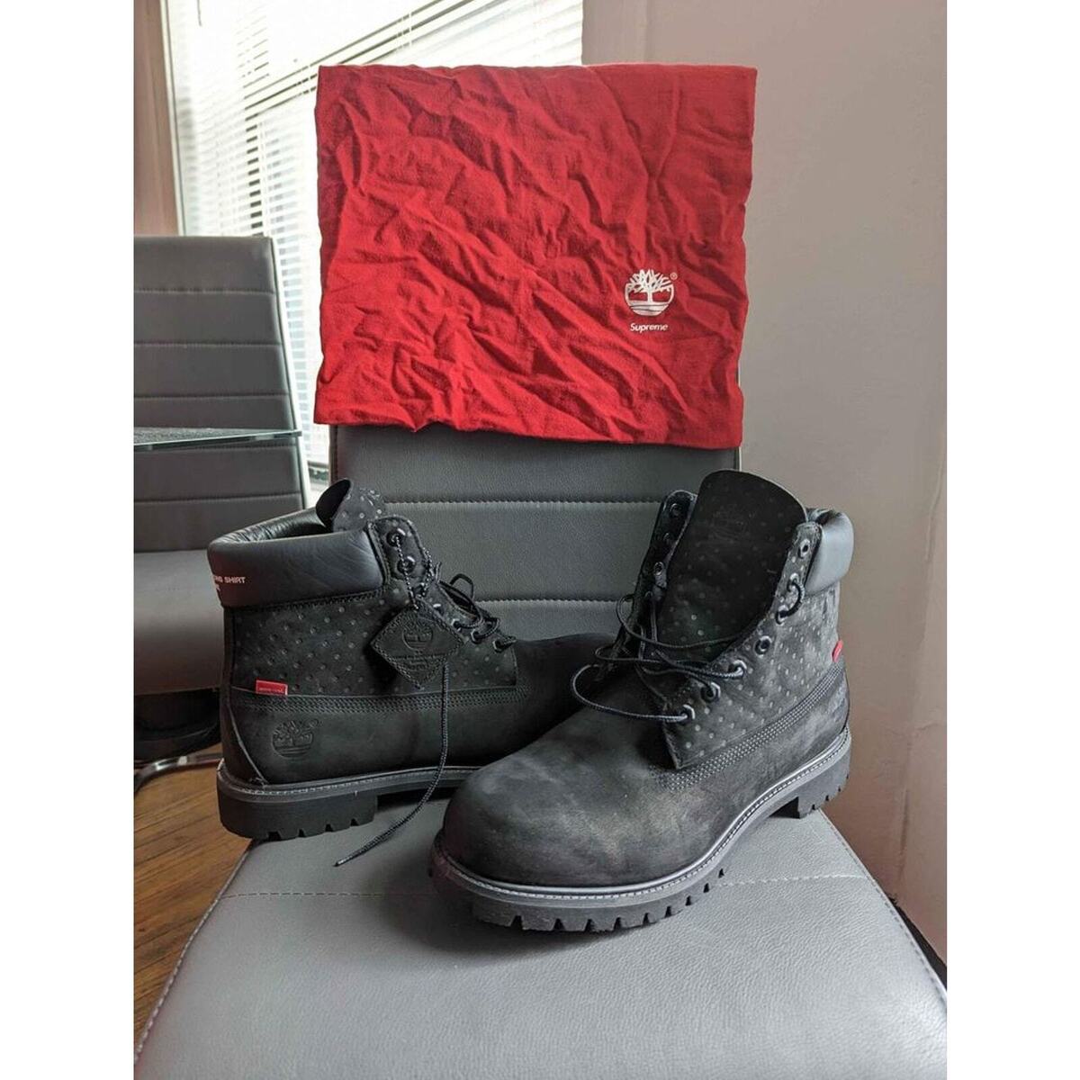 Timberland X Supreme X Comme des Garcon CDG Waterproof Boots Timberland X Supreme X Comme des Garcon CDG Waterproof Boots