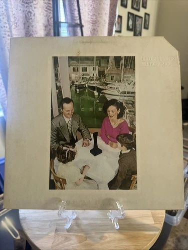 LED Zeppelin Presence Vinyl LP Record (1976, Swan Song Records)