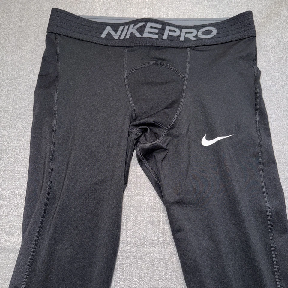 Medias Nike Pro para hombre 3/4 en negro talla mediana BV5643-010 Foto 2 de 4
