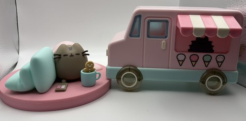 Pusheen Ice Cream/ Boo Lot Bundle -Displayed only-Read Description 
