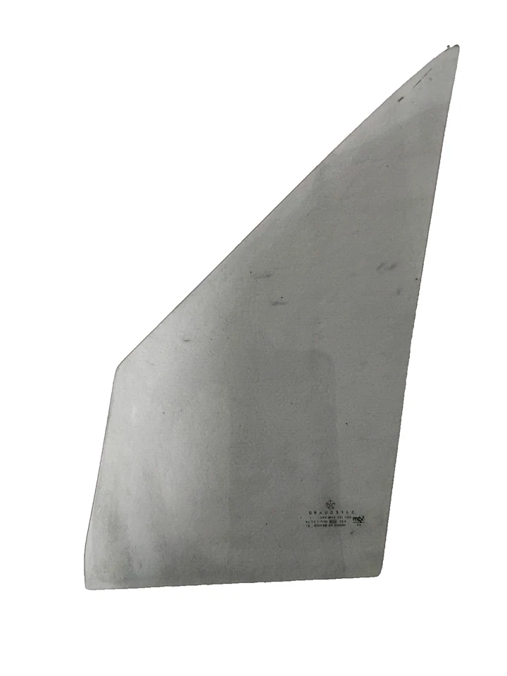 Dodge Shadow Convertible: 1991, 1992, 1993, 1994, Right Front Door VENT Glass Foto 3 de 4