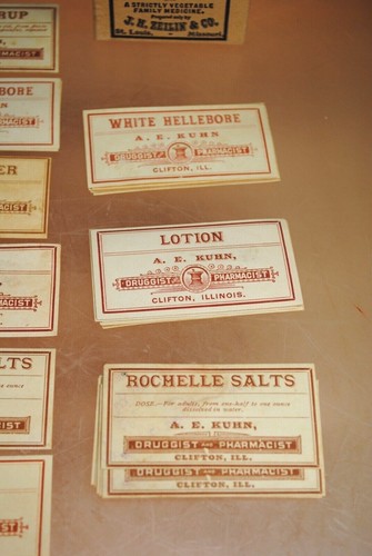 EXTREMELY RARE-VINTAGE (63) APOTHECARY PHARMACY LABELS & (1) SIMMONS BOX - Picture 4 of 6