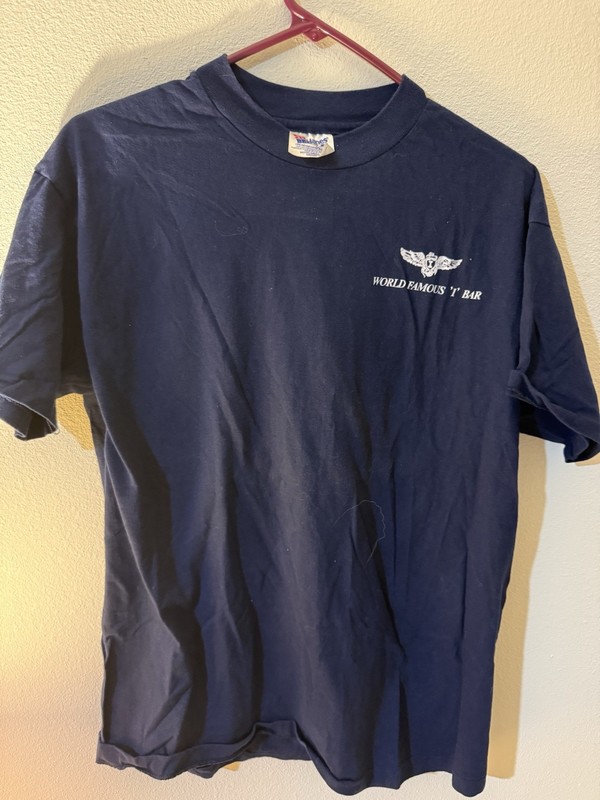 WORLD FAMOUS I BAR NAVAL  AIR STATION SAN DIEGO NORTH ISLAND T SHIRT  RETRO MED