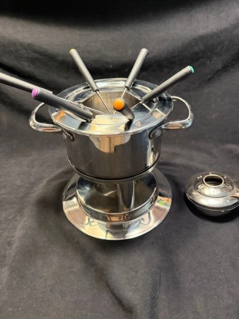 WOLFGANG PUCK "BISTRO" FONDUE SET. 14 piece set