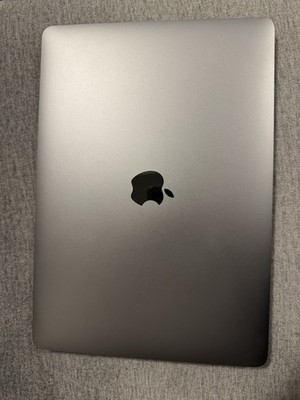 MacBook Pro 13'' 2017 Model A1706, i5, Touch Bar, 8GB RAM, 256GB SSD - With Box