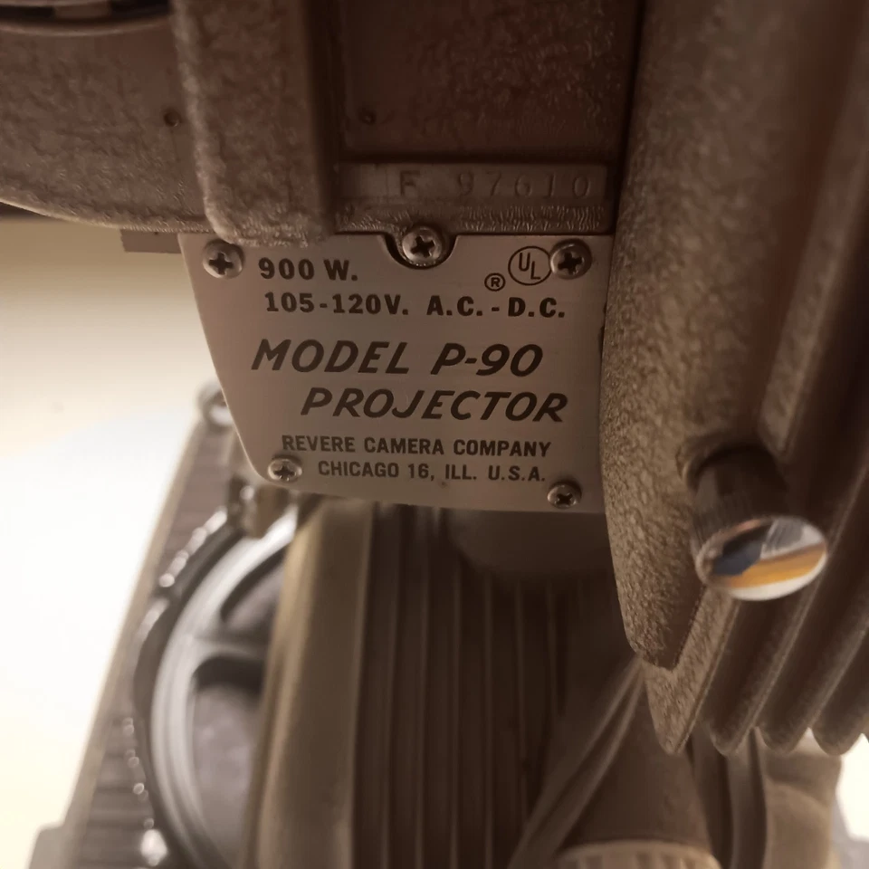 Кинопроектор Revere Model P-90 - Изображение 3 из 4