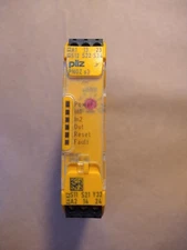 Pilz PNOZ s3 24VDC 2 n/o Safety Relay (750103)