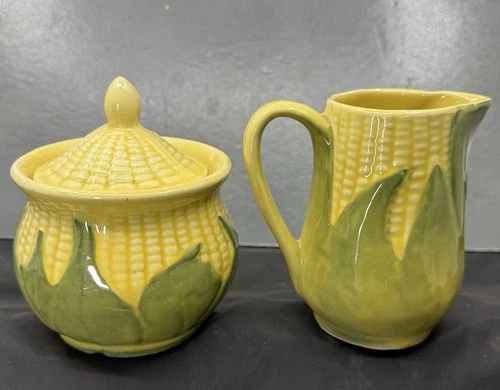 Shawnee Pottery, King Corn  Creamer and Sugar Set nos. 70 & 78