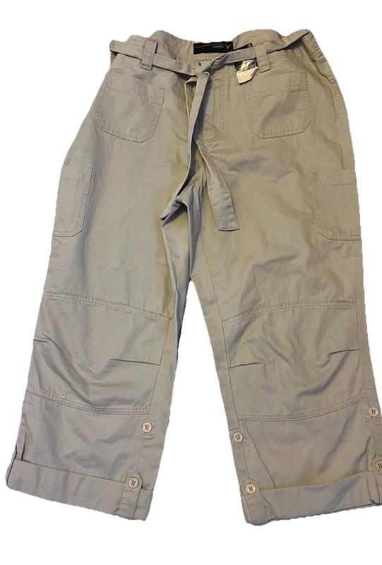 NWT Venezia Women's Capri Pants Size 14 Tam Belt Adj Lengths on Legs