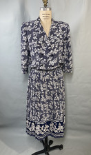 Vintage Dress SIZE LARGE 14 classic navy blue white floral pleat 80s 90s USA