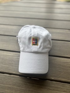 nike men's fall heritage court logo hat