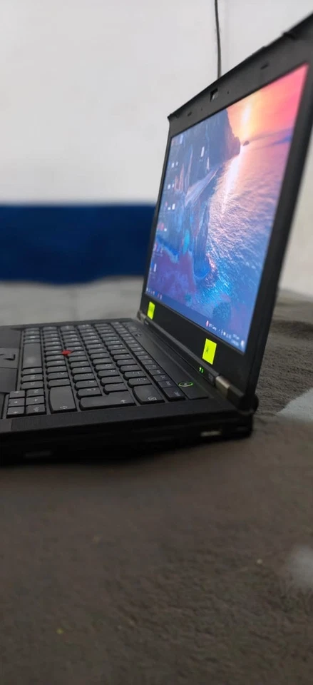Lenovo ThinkPad P16s G1 · i5-1240P · 16GB · 512GB, photo 3 of 5