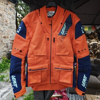 Leatt moto 5.5 enduro jacket size M excellent condition no reserve 99p start