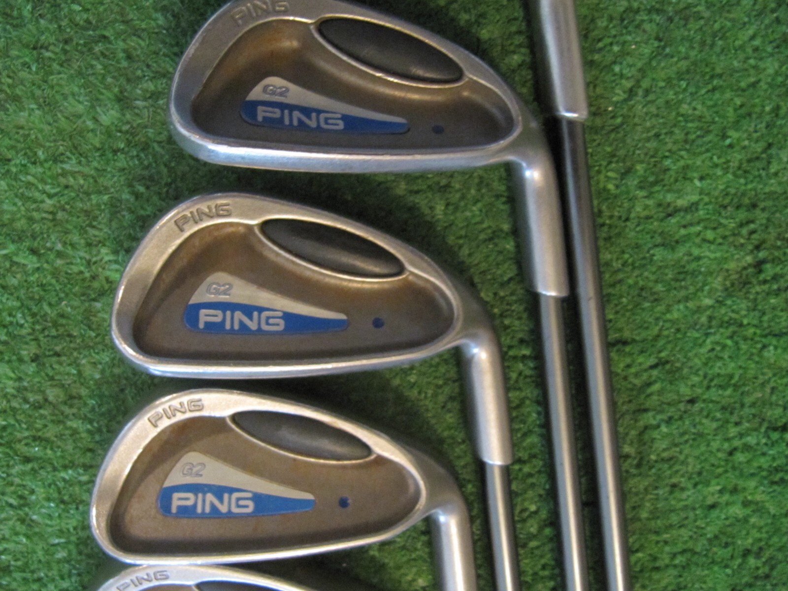 PING G2 BLUE DOT IRONS 4HLPW (7 CLUBS), PING SOFT REGULAR FLEX