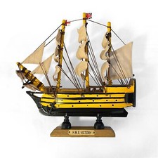 Wooden HMS Victory detailed model | 17.5cm (L) x 20cm (H)