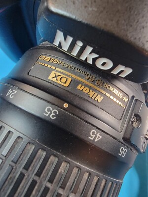 Nikon D40X/AFS NIKKOR 18-55mm DX ED (良品） Amazon.com : Nikon D40X DSLR Camera with 18-55mm f/3.5-5.6G