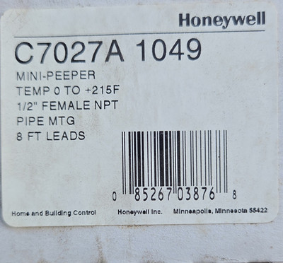 Honeywell C7027A 1049 Mini-Peeper UV Flame Sensor, 1/2 in NPT, 8 ft Leads