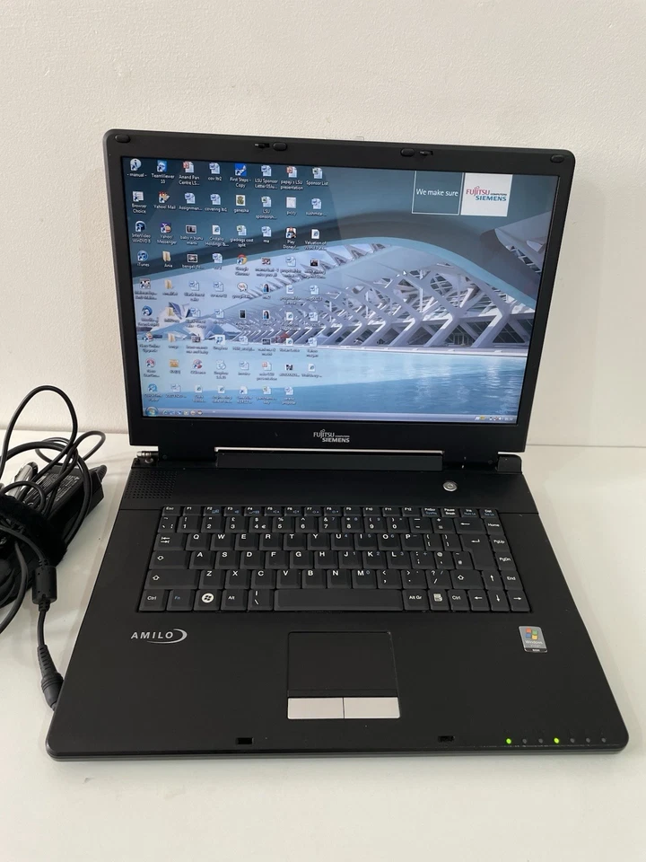 Fujitsu Siemens Amilo Li 1705 Laptop - Image 4 of 4