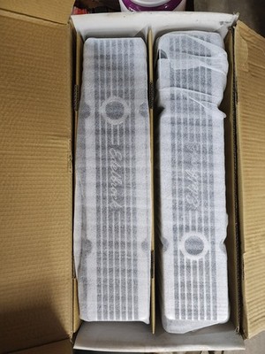 Small Block Chevy Edelbrock Elite Series II Valve Covers (4263) - New in Box